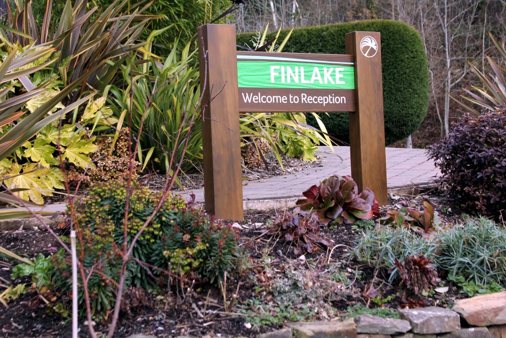 Entrance sign for "Finlake" "Haulfryn"